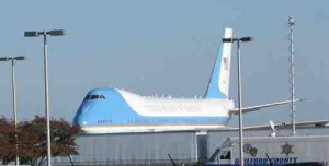 Air Force One - Greensboro Airport 10-18-2006 AF1 President Bush